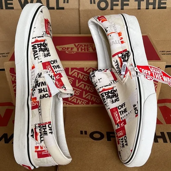 Vans WMNS Classic Slip On Packing Tape Blackdbl/Classic True White sneakers