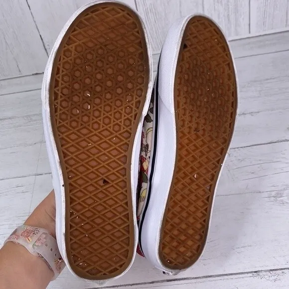 Vans x Disney Belle Classic Slip On Shoes Sneakers in Womens Size 6.5