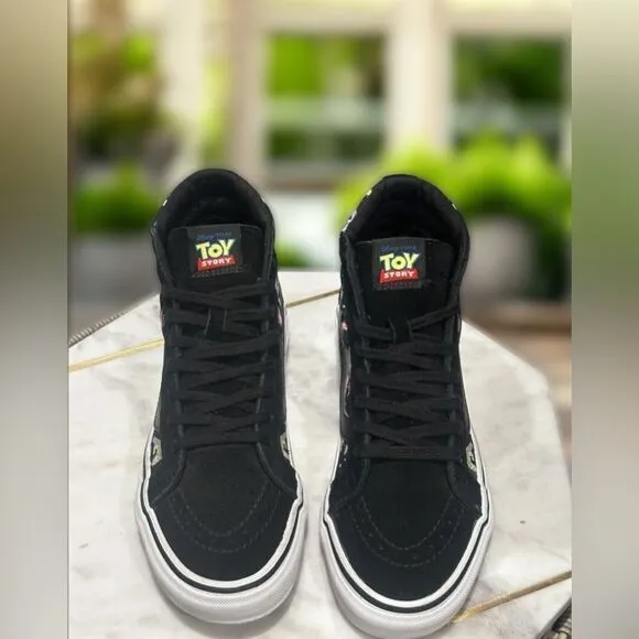 Vans x Disney Toy Story Sk8 Hi Buzz Lightyear Sneakers Limited Edition Size 6 Me