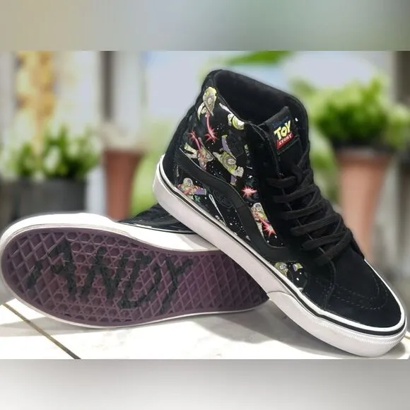 Vans x Disney Toy Story Sk8 Hi Buzz Lightyear Sneakers Limited Edition Size 6 Me