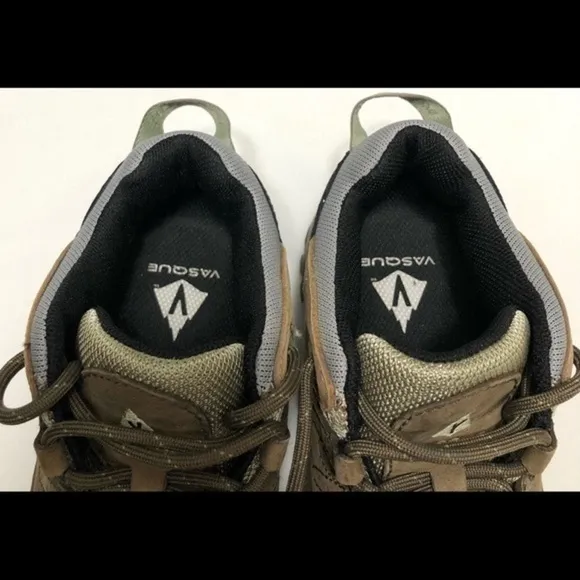 Vasque Mantra Low Top Hiking Shoes