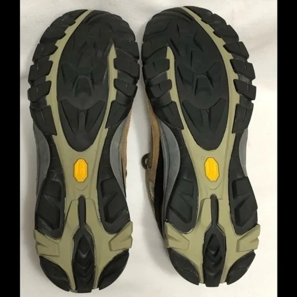 Vasque Mantra Low Top Hiking Shoes
