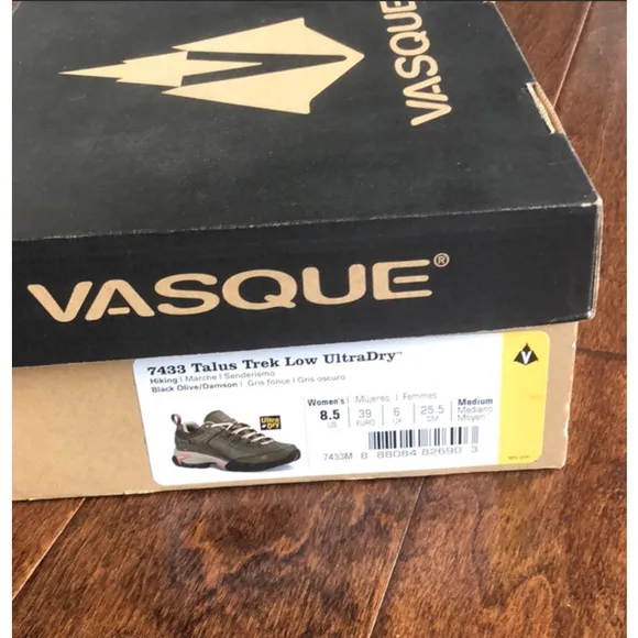 Vasque Womens Talus Trek Low UltraDry Hiking Shoes Size 8.5