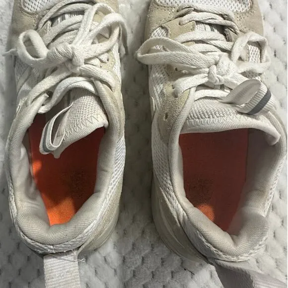 Venturi Bicolor Suede Running Sneakers Women's 9 White Natural Trainers