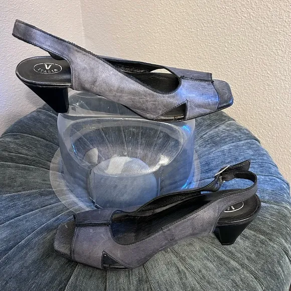 Vera Gomma Italia Italian leather open toe shoes