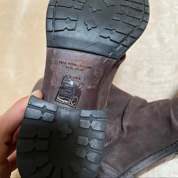 Vera Wang Lavender Label Boots Brown Size 6