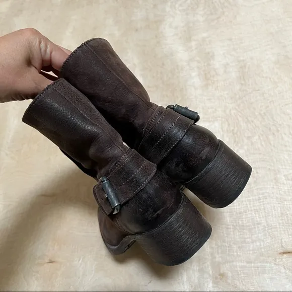 Vera Wang Lavender Label Boots Brown Size 6