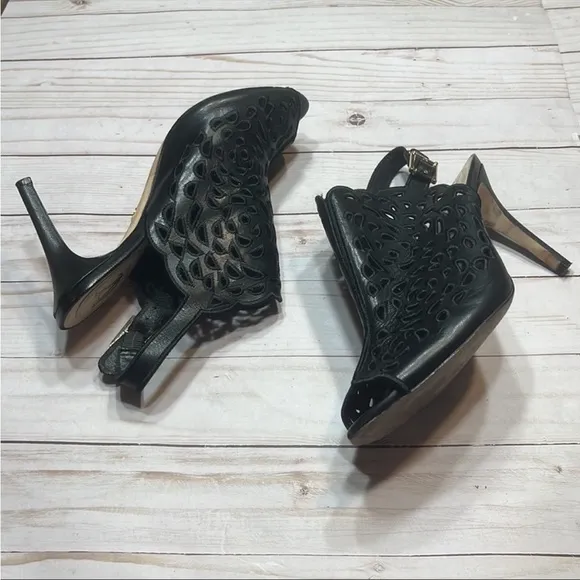 Vero Cuoio Black Leather Sling Back Embroidered Heels