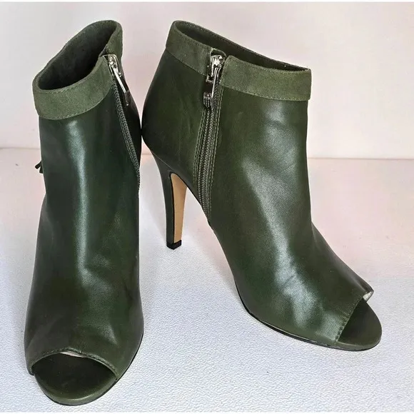 Vince Camuto Womens Kevia Boot Camo Olive Leather Open Toe Stiletto Bootie Sz 7