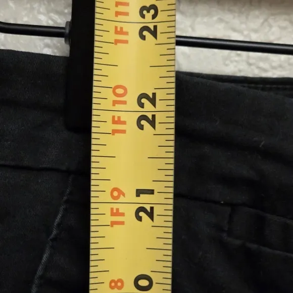 Vince Coin Pocket Bermuda Black Women's Size 6