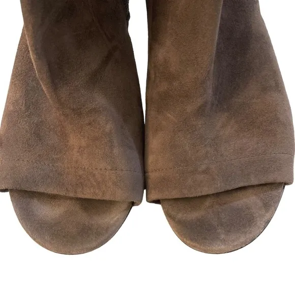VINCE Fenmore Taupe Brown Suede Peep Toe Ankle Bootie Boot Heels