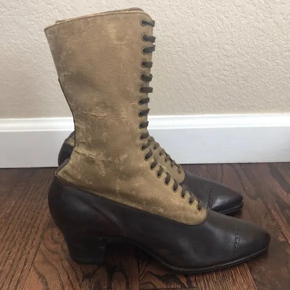 Vintage 1800’s All America Women’s Lace Up Leather/Canvas Victorian Narrow Boots