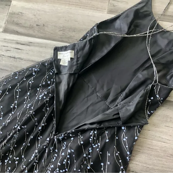 Vintage 1990s Papell Evening High Neck Backless Mesh Overlay Glitter Dress Gown