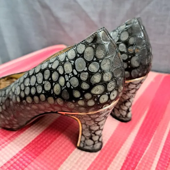 Vintage Bally Women's Kitten Heels Soft Leather Shoes 5.5