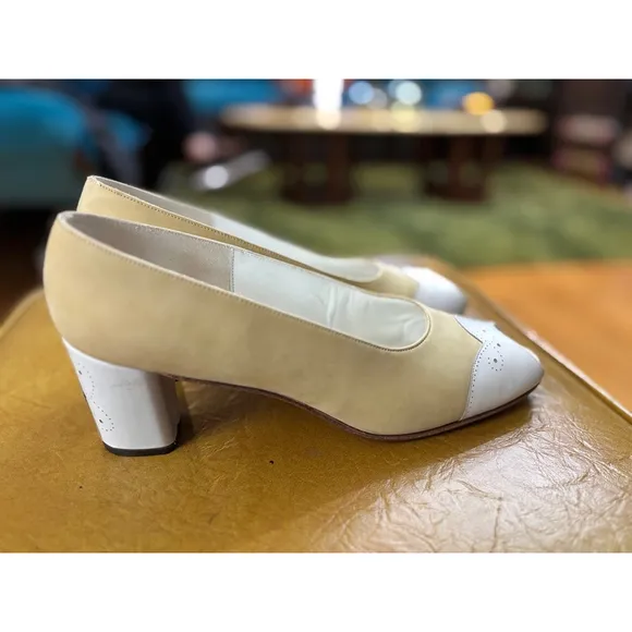 Vintage Customcraft Heels Beige &amp; White Open Toe Shoes Size Unknown