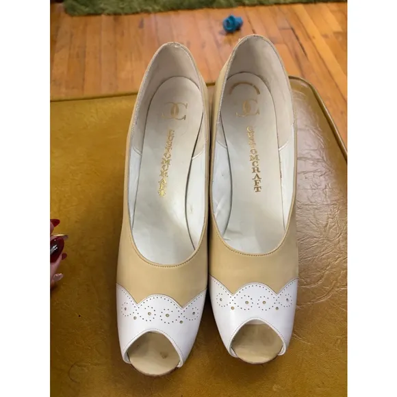 Vintage Customcraft Heels Beige &amp; White Open Toe Shoes Size Unknown