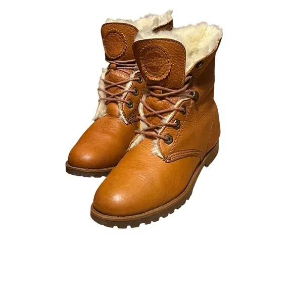 Vintage Esprit Y2K Woman's Sherpa Lined  Leather Boots Size US 7.5