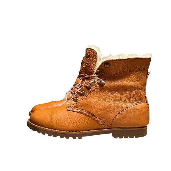 Vintage Esprit Y2K Woman's Sherpa Lined  Leather Boots Size US 7.5