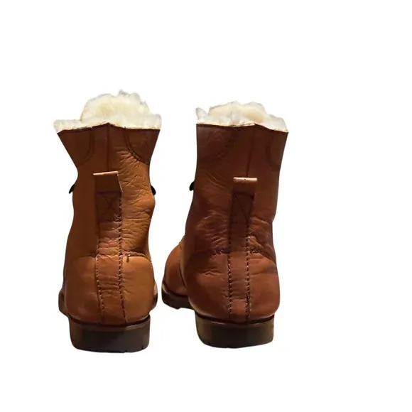 Vintage Esprit Y2K Woman's Sherpa Lined  Leather Boots Size US 7.5