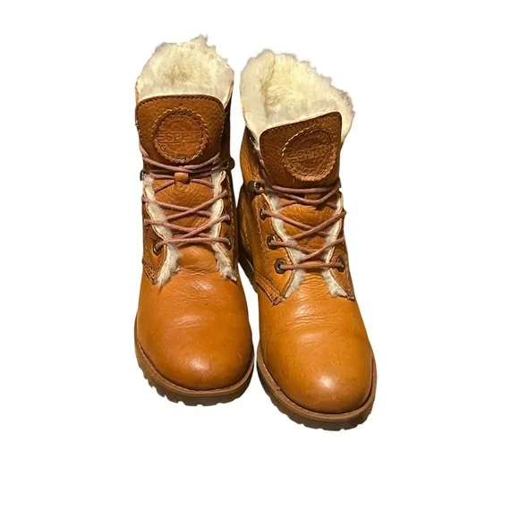 Vintage Esprit Y2K Woman's Sherpa Lined  Leather Boots Size US 7.5