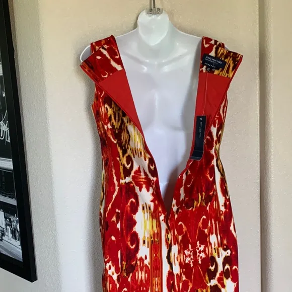 Vintage JONES NEW YORK dress, bold red/white/orange sleeveless, back zip. 4P NWT