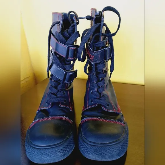 Vintage Rare! Emily the Strange TUK Sneaker Boots Size 8