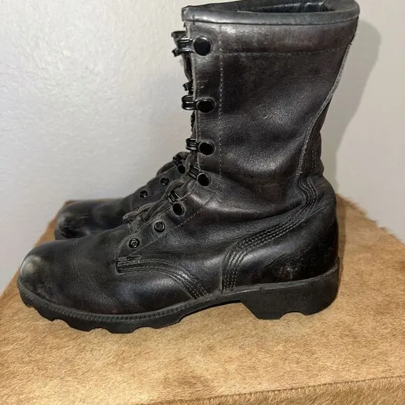 Vintage US Army boots 9-89.  ‎   Size 5.5. black army marine Combat
