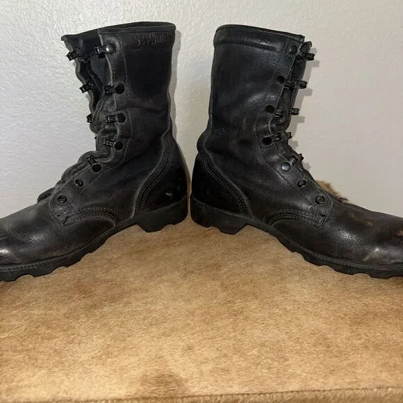 Vintage US Army boots 9-89.  ‎   Size 5.5. black army marine Combat