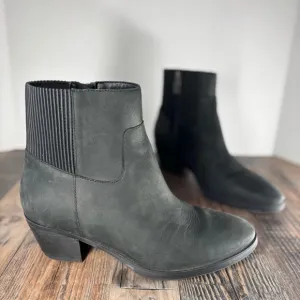 Vionic Boots Womens 8 Shantelle Leather Ankle Heel Classic Comfort Modest Office