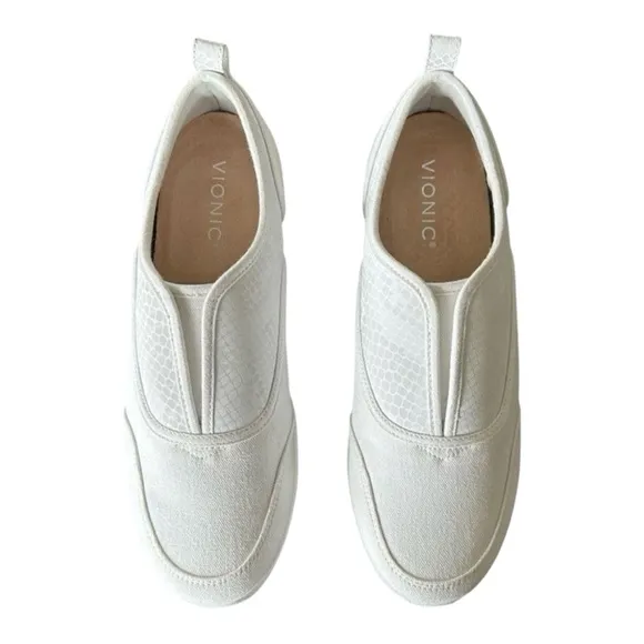 Vionic Denver Slip On Sneaker White Snake Print Slip-on Sneakers Size 8.5