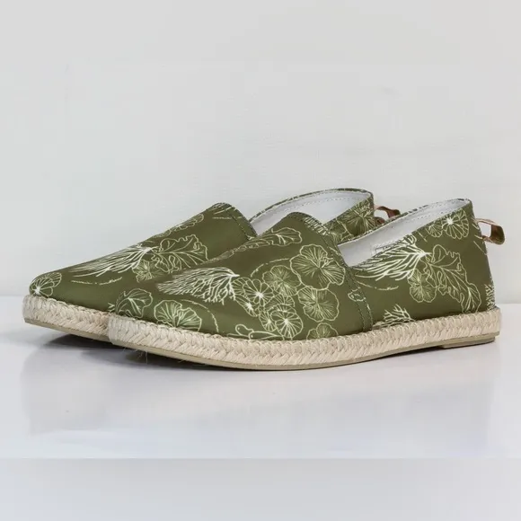Vionic Laguna Green Seaweed Coral Print Beach Espadrille Sneakers NWT