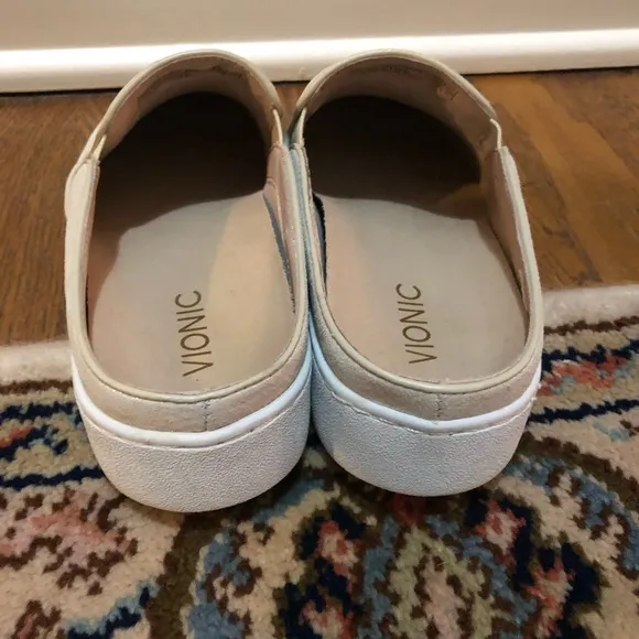 Vionic Light Gold Slip-On Shoes Size 7