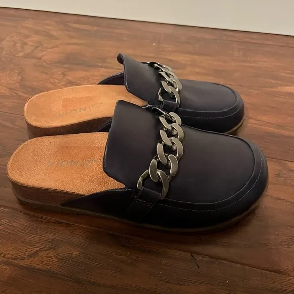 Vionic Navy Georgia Mule-NWOT Size 5