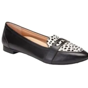Vionic Savannah Spot Black‎ flat size 5 NWB