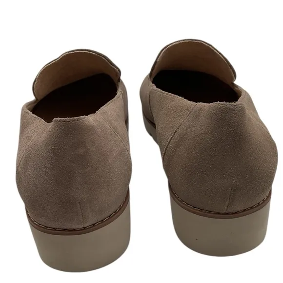 Vionic Women’s Aster Willa Wedge Women's nude suede Loafers size 11