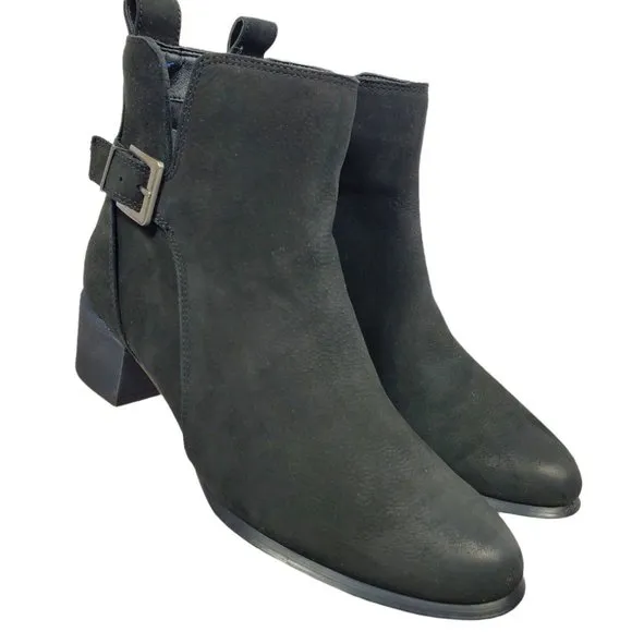 Vionic Women's Size 6.5 Black Waterproof Comfort Ankle Nubuck Boots