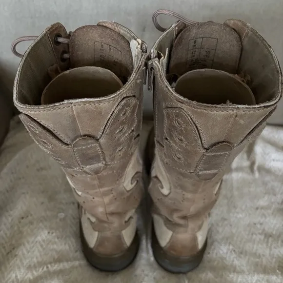 VTG Doc Martens ADINA Rare Scroll 14 Eyelet Lace Up Combat Moto Boots US…