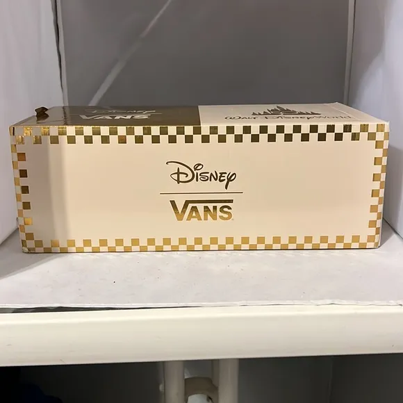Walt Disney 50th Anniversary Vans Slip-o classic shoes Size 11