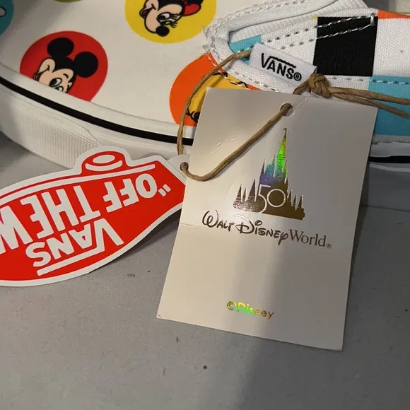 Walt Disney 50th Anniversary Vans Slip-o classic shoes Size 11