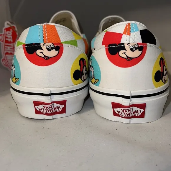 Walt Disney 50th Anniversary Vans Slip-o classic shoes Size 11
