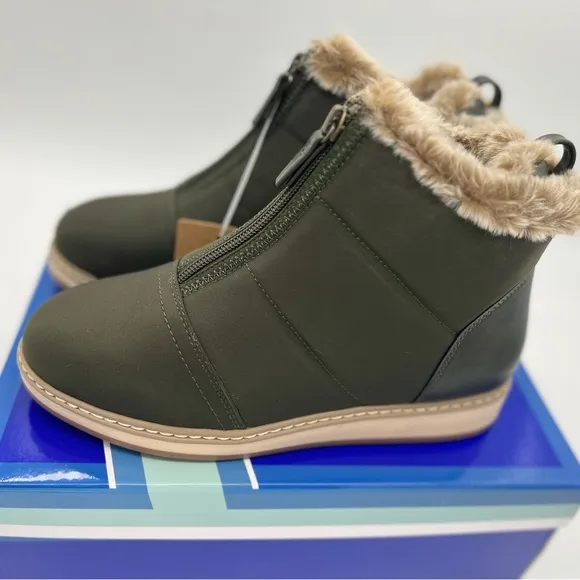 WHITE MOUNTAIN Women's Shoes Tamarin Puffer Ankle Bootie, Army Green/Fabric, 6.5