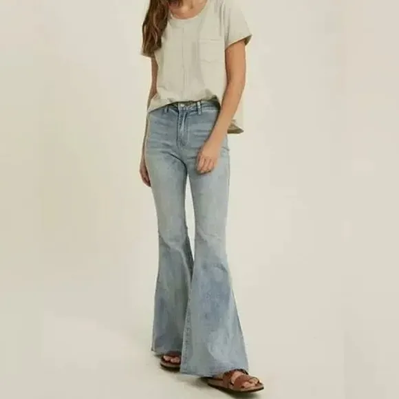 Wishlist Flare Leg Denim Jeans Wide Bell Bottom Western Boho Lightwash Stretch