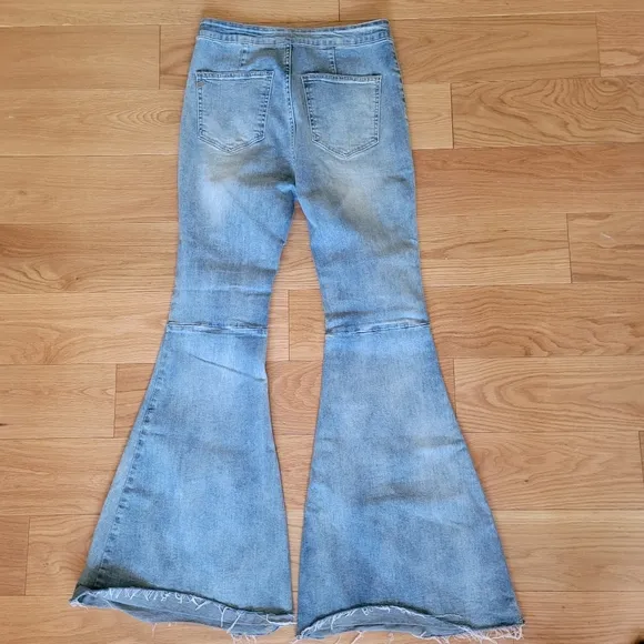 Wishlist Flare Leg Denim Jeans Wide Bell Bottom Western Boho Lightwash Stretch