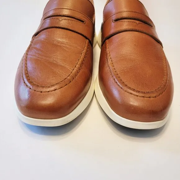 Wolf and Shepherd Leather Crossover Loafer
