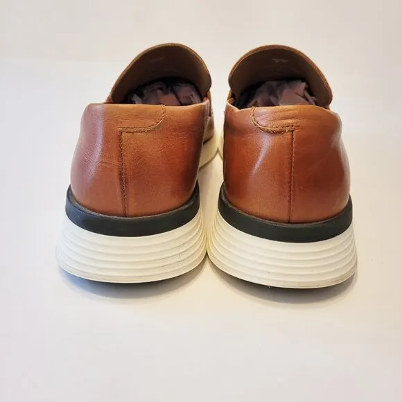 Wolf and Shepherd Leather Crossover Loafer