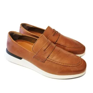 Wolf and Shepherd Leather Crossover Loafer