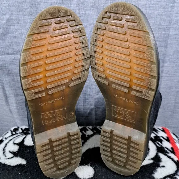 Women Doc Martens1460 Pascal AirWave Black Boots Size 9