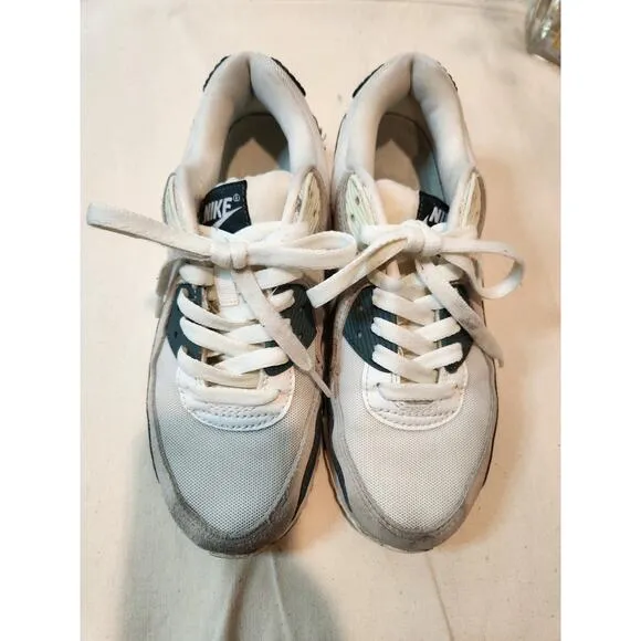 women Nike Air Max 90 Sail / Medium Olive /Phantom/Light Bone size 7  FZ5193-133