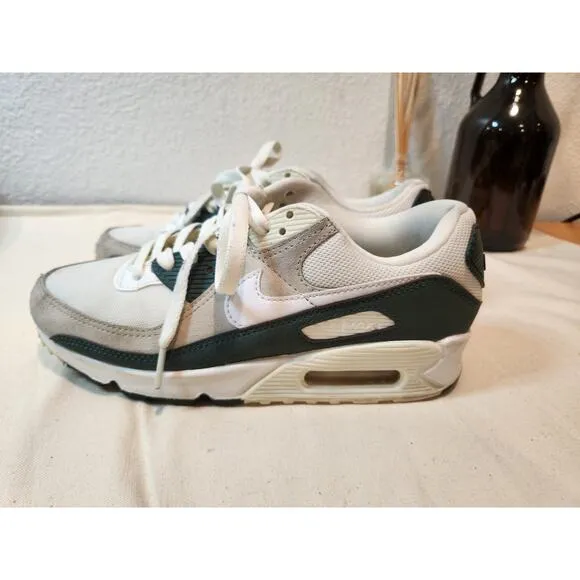 women Nike Air Max 90 Sail / Medium Olive /Phantom/Light Bone size 7  FZ5193-133