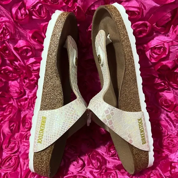WOMEN'S BIRKENSTOCK GIZEH VEGAN FOOTBED SANDALS